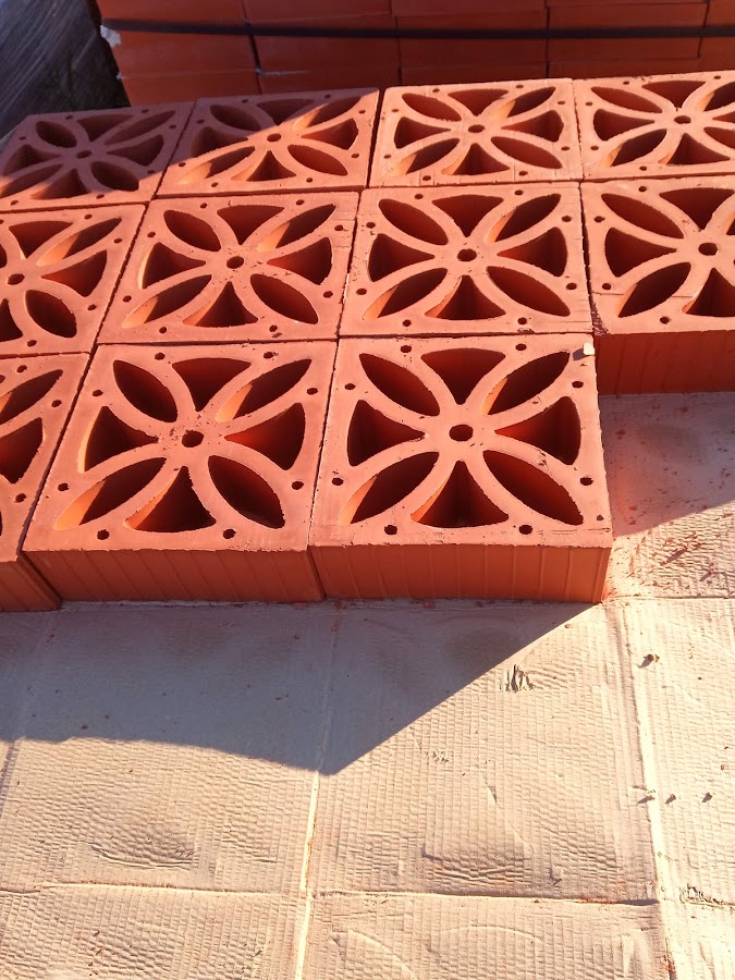 Beatriz Salero Materiais de Construção foto 7