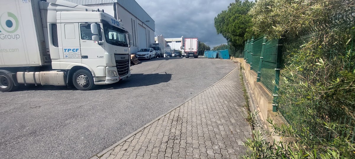 Vidralgar-Industria E Transformação De Vidro, Lda. foto 7