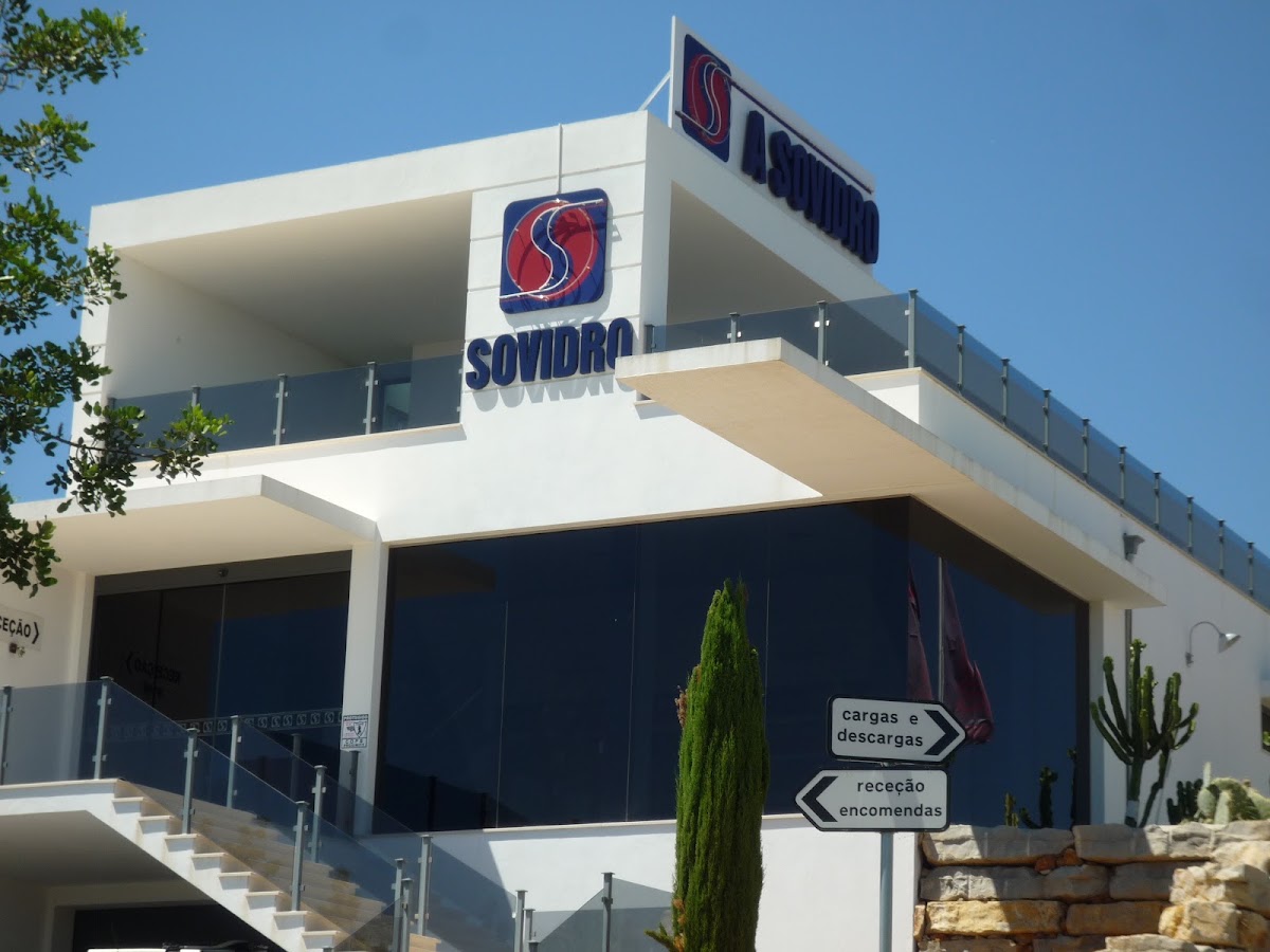 Sosoares Caixilharias e Vidros S.A.